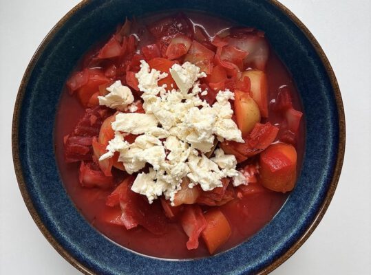Nachhaltig kochen – ein saisonales Kochbuch für Halle